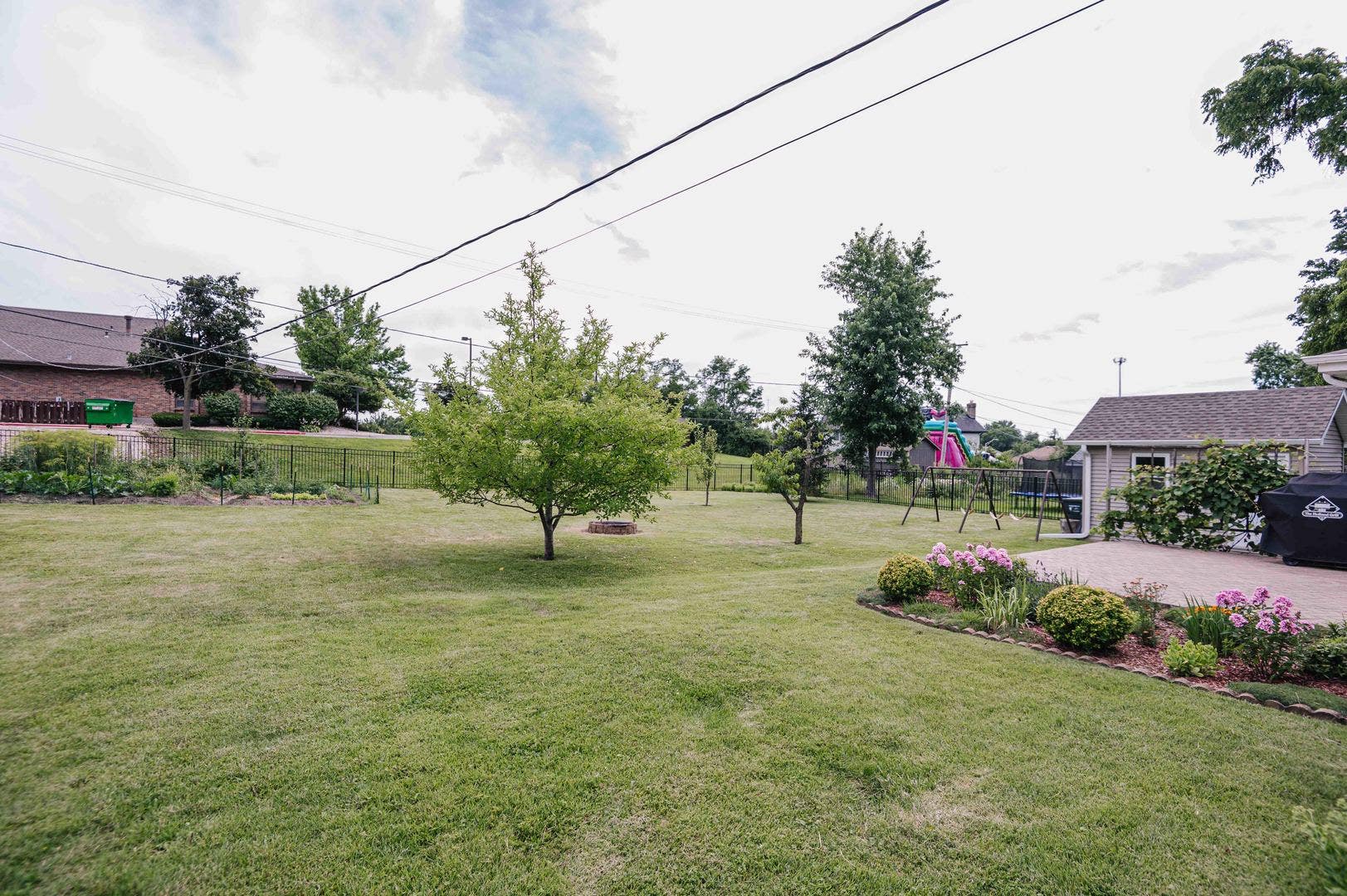 8827 W 131 Place, Orland Park, IL 60462 8827 W 131 Place, Orland Park, IL 60462