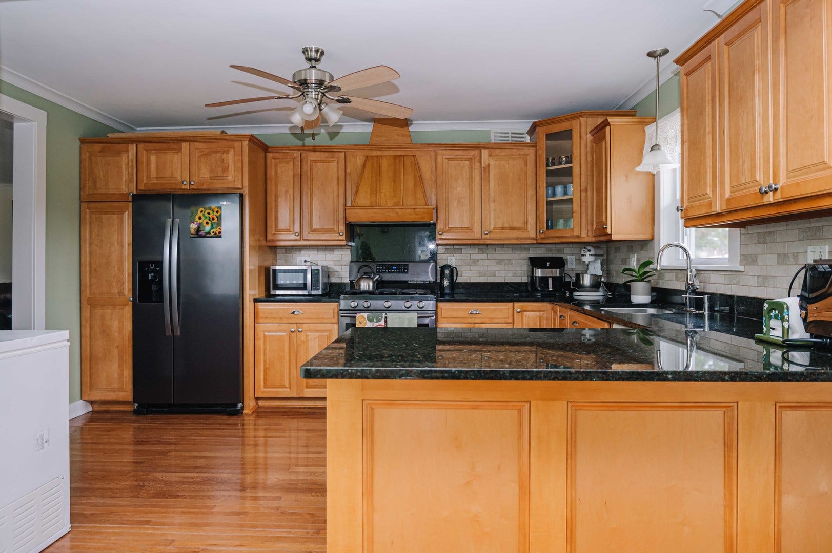 8827 W 131 Place, Orland Park, IL 60462 8827 W 131 Place, Orland Park, IL 60462