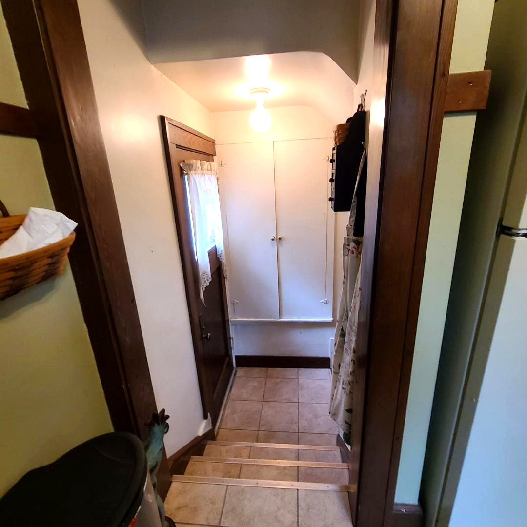 621 Lincoln Avenue, Elgin, IL 60120 621 Lincoln Avenue, Elgin, IL 60120