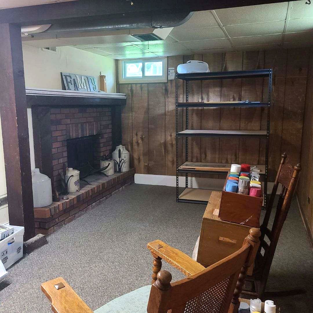 621 Lincoln Avenue, Elgin, IL 60120 621 Lincoln Avenue, Elgin, IL 60120