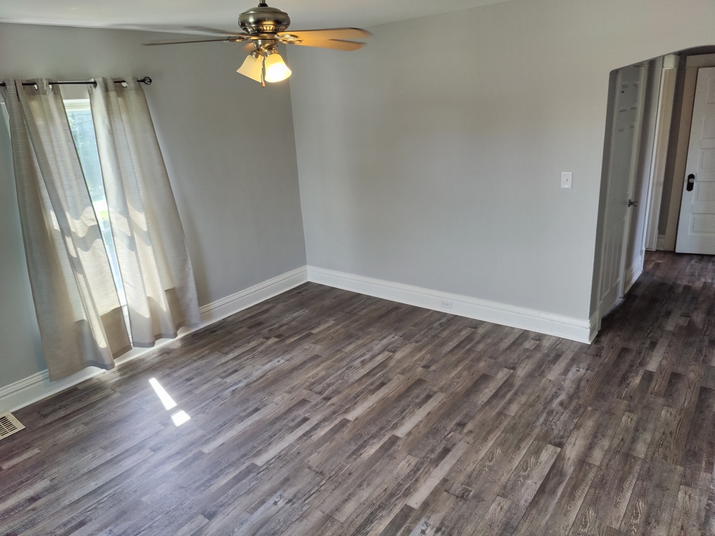 712 2nd Avenue, Joliet, IL 60433 712 2nd Avenue, Joliet, IL 60433
