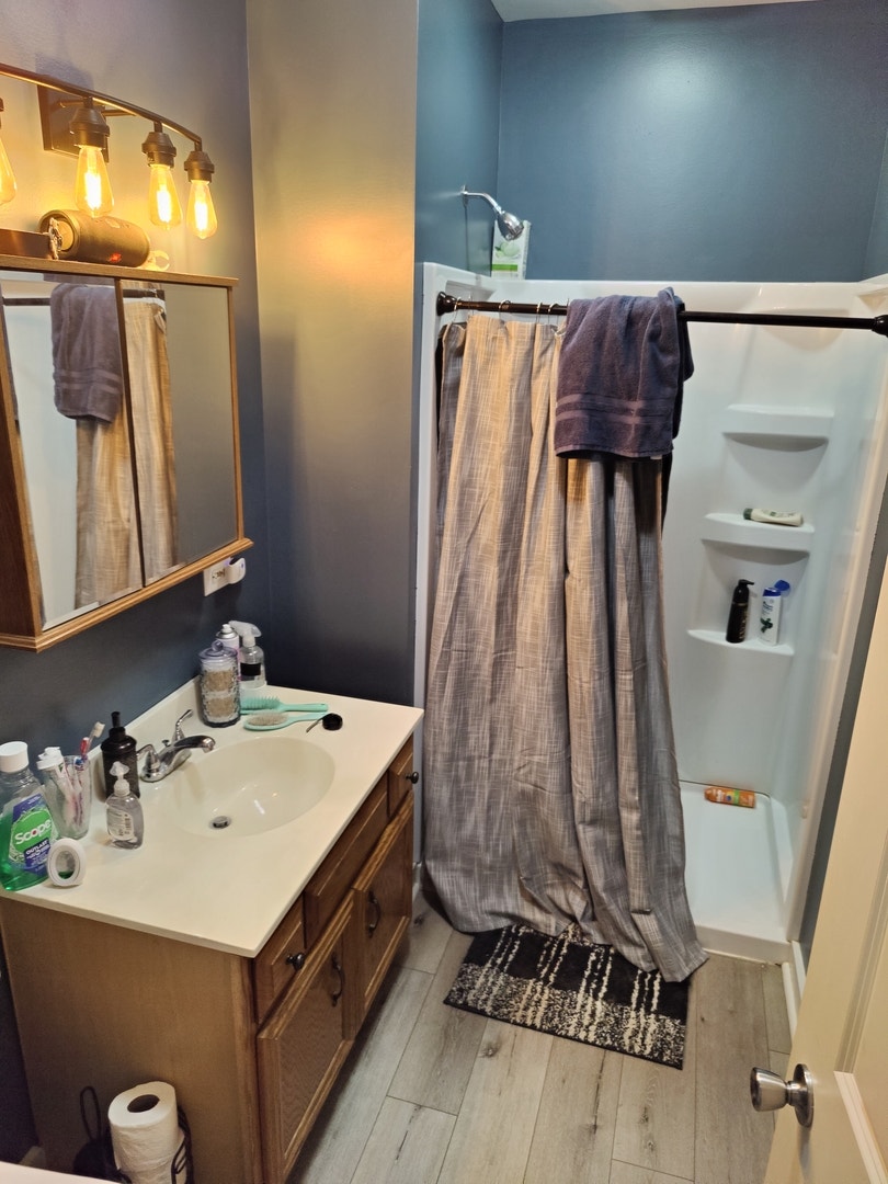 712 2nd Avenue, Joliet, IL 60433 712 2nd Avenue, Joliet, IL 60433
