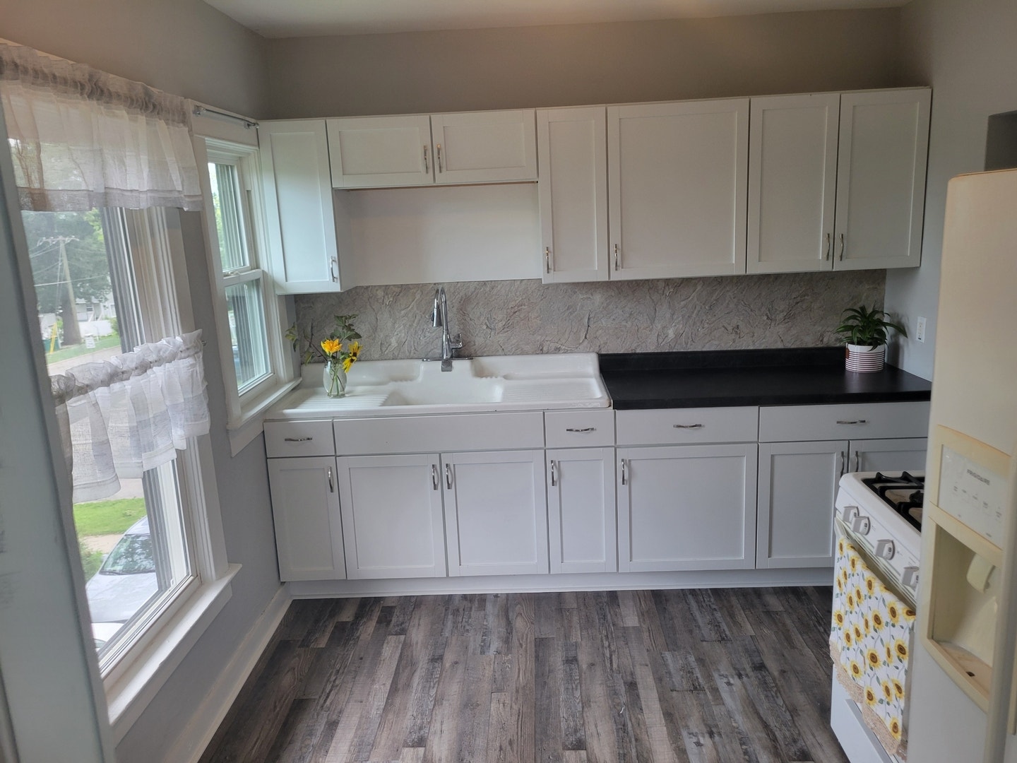 712 2nd Avenue, Joliet, IL 60433 712 2nd Avenue, Joliet, IL 60433