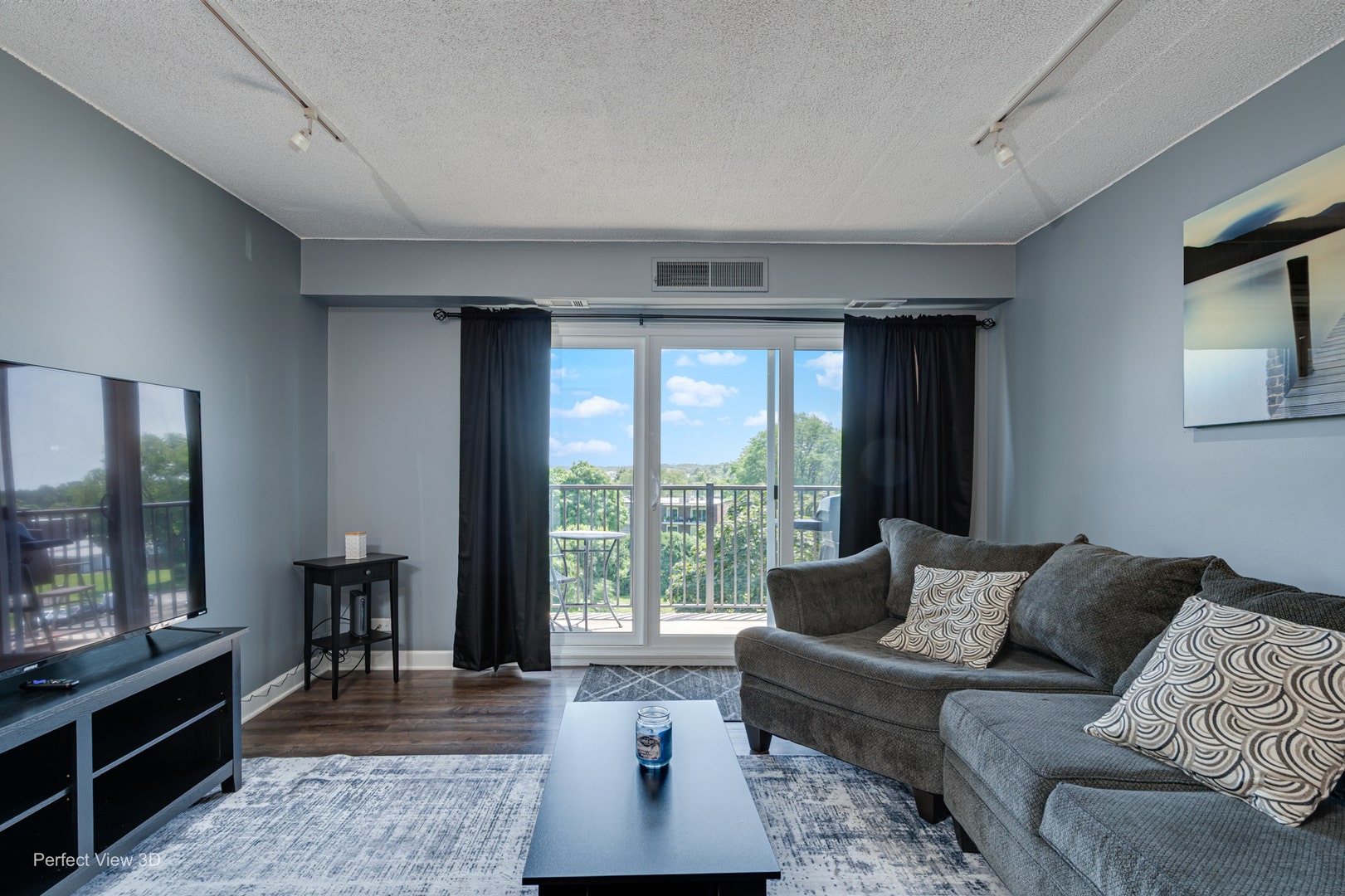 5400 Walnut Avenue, #406, Downers Grove, IL 60515