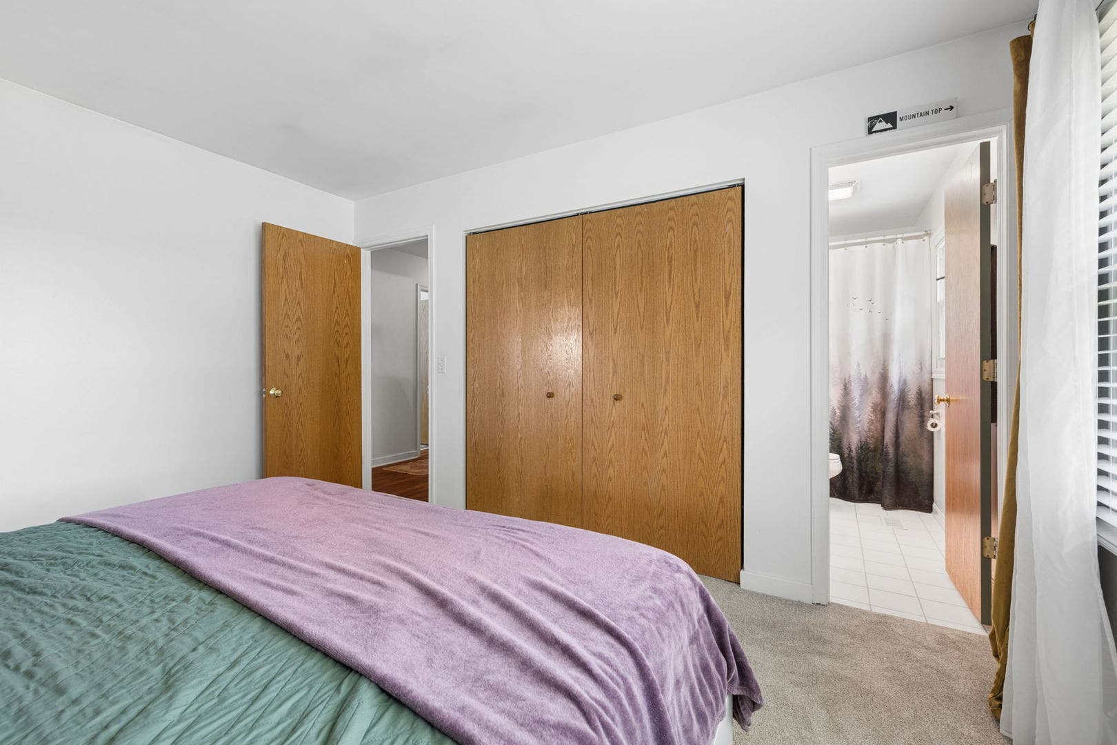 214 Lincolnshire Lane, Bolingbrook, IL 60440 214 Lincolnshire Lane, Bolingbrook, IL 60440