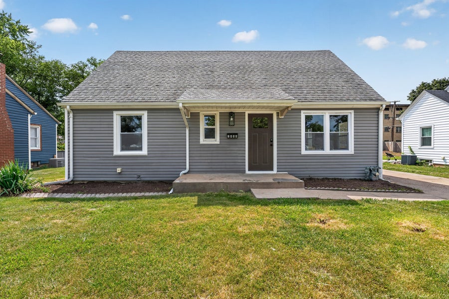 Property photo for 1650 Marquette Road, Joliet, IL