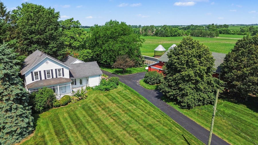 Property photo for 28548 S Cottage Grove Avenue, Beecher, IL