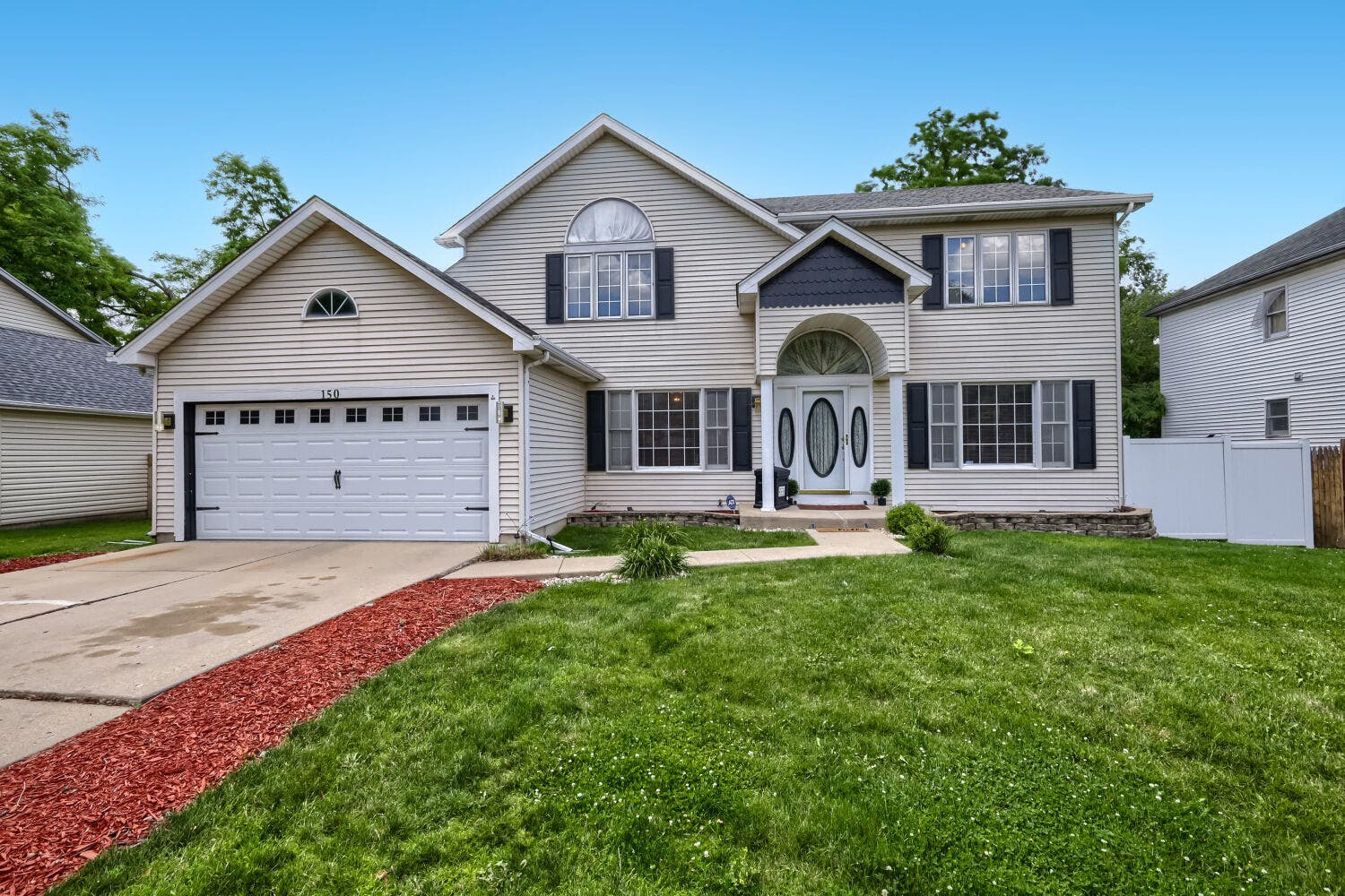 150 Winston Drive, Bolingbrook, IL 60440 150 Winston Drive, Bolingbrook, IL 60440