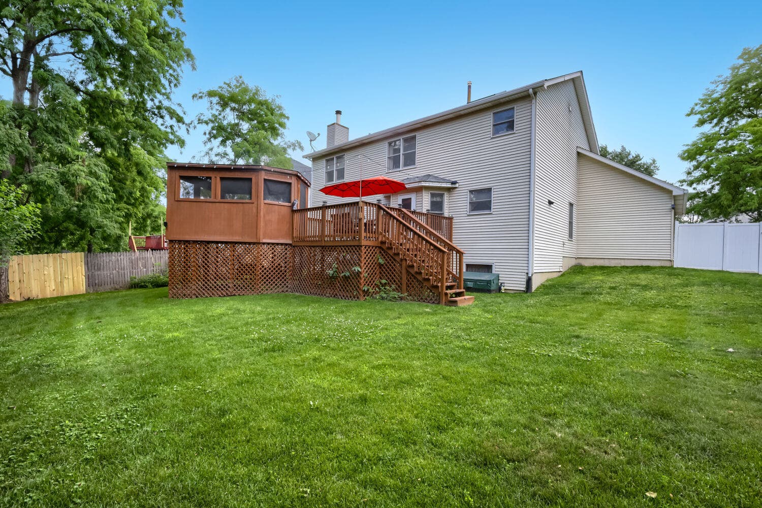 150 Winston Drive, Bolingbrook, IL 60440 150 Winston Drive, Bolingbrook, IL 60440
