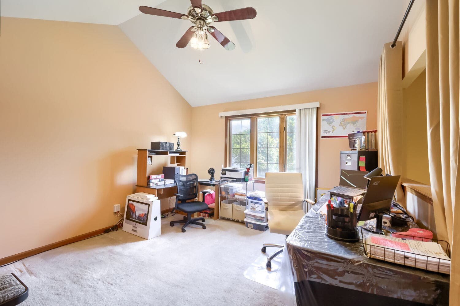 150 Winston Drive, Bolingbrook, IL 60440 150 Winston Drive, Bolingbrook, IL 60440