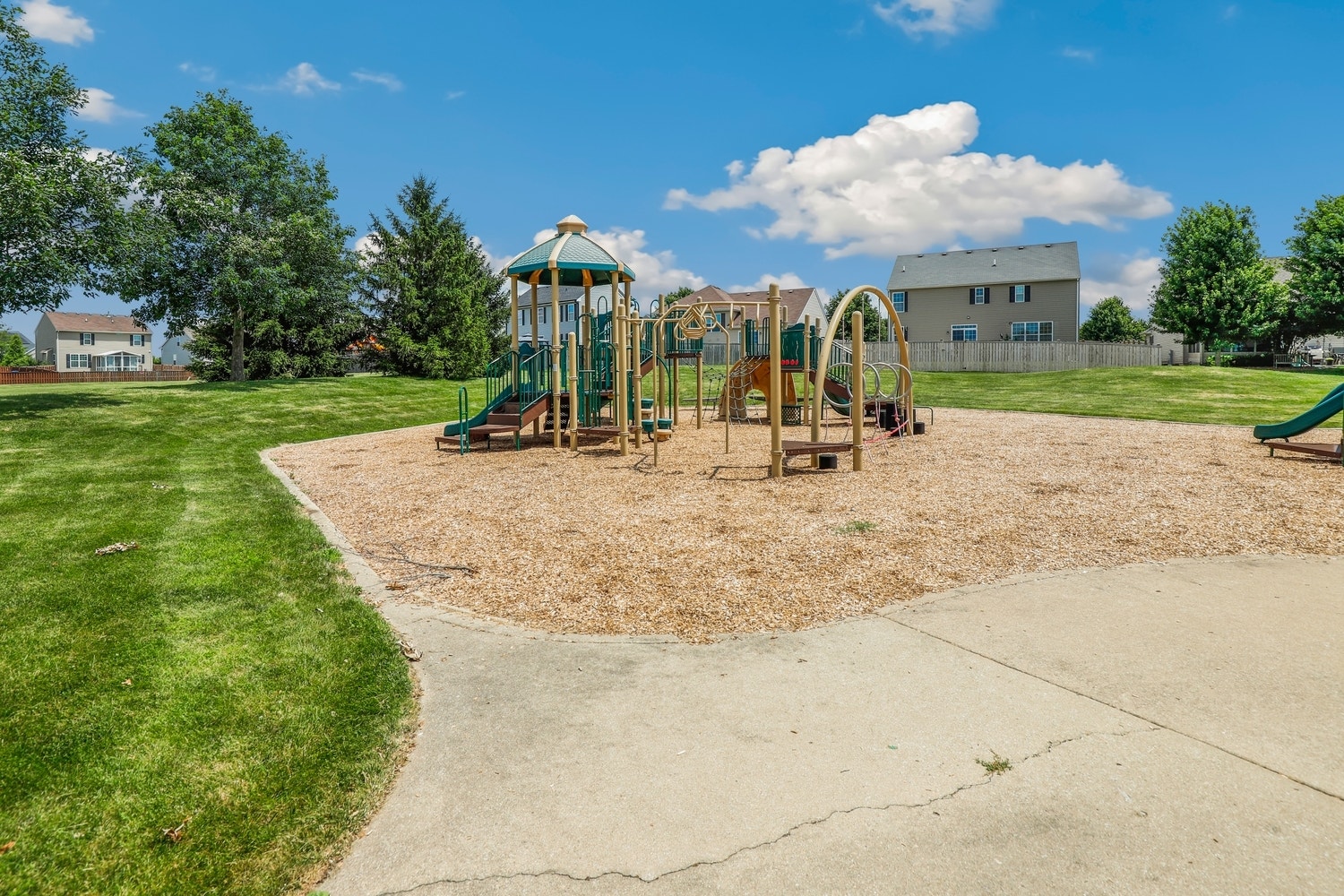 1805 Wildspring Parkway, Joliet, IL 60431 1805 Wildspring Parkway, Joliet, IL 60431