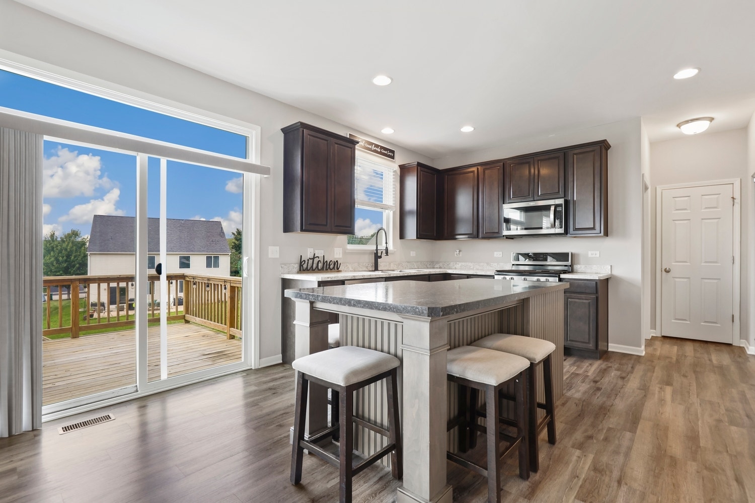1805 Wildspring Parkway, Joliet, IL 60431 1805 Wildspring Parkway, Joliet, IL 60431