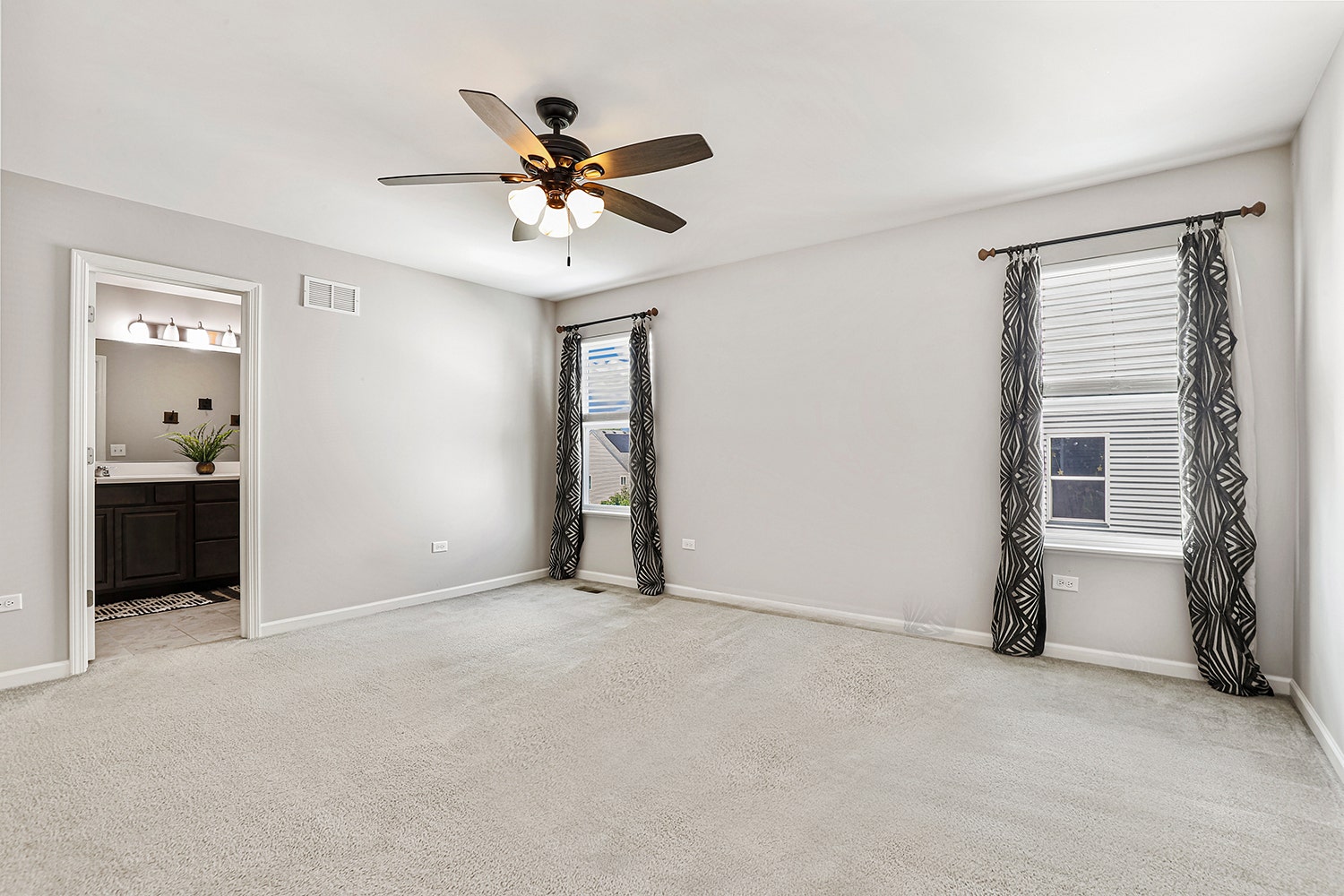 1805 Wildspring Parkway, Joliet, IL 60431 1805 Wildspring Parkway, Joliet, IL 60431