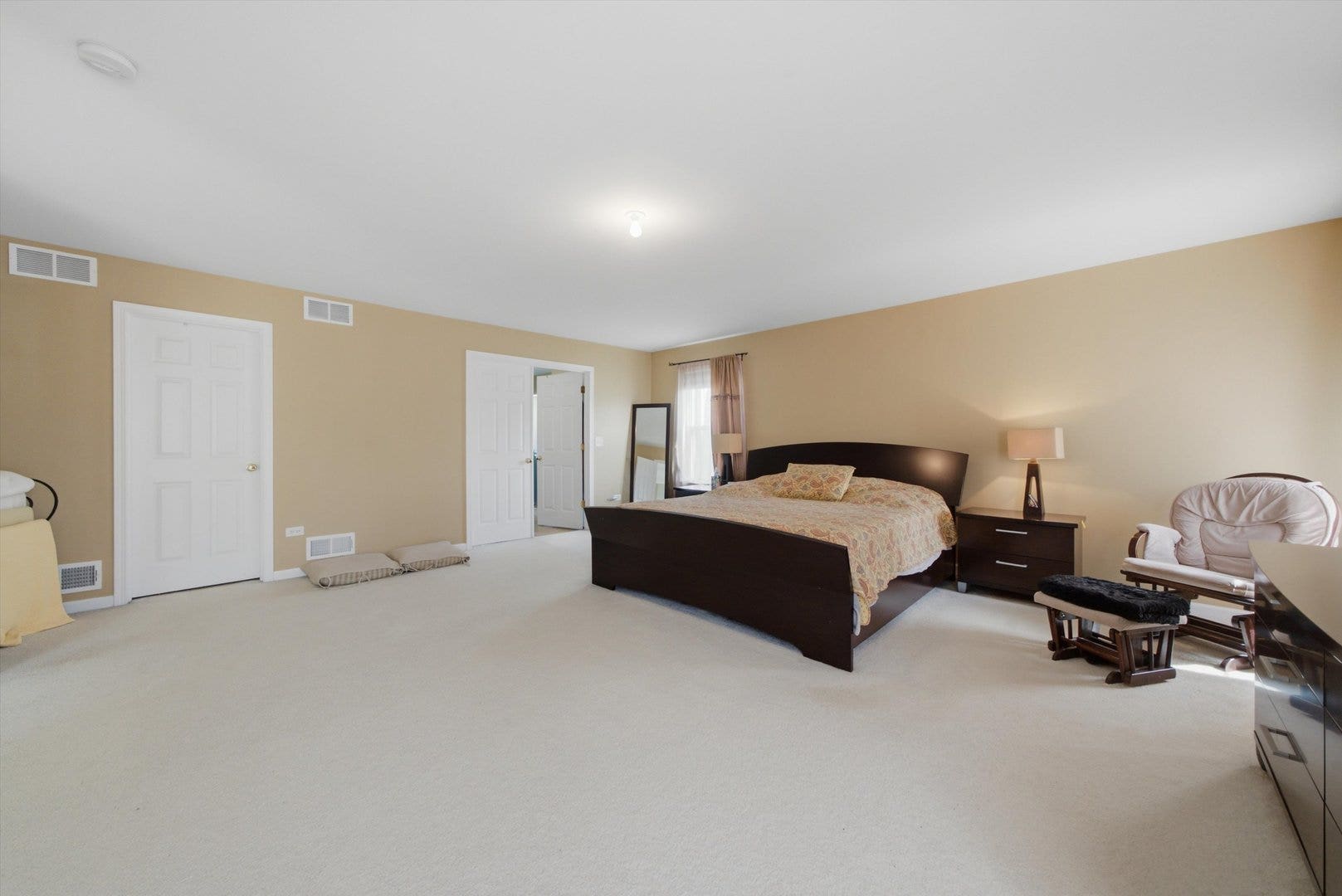 321 Claridge Circle, Bolingbrook, IL 60440 321 Claridge Circle, Bolingbrook, IL 60440