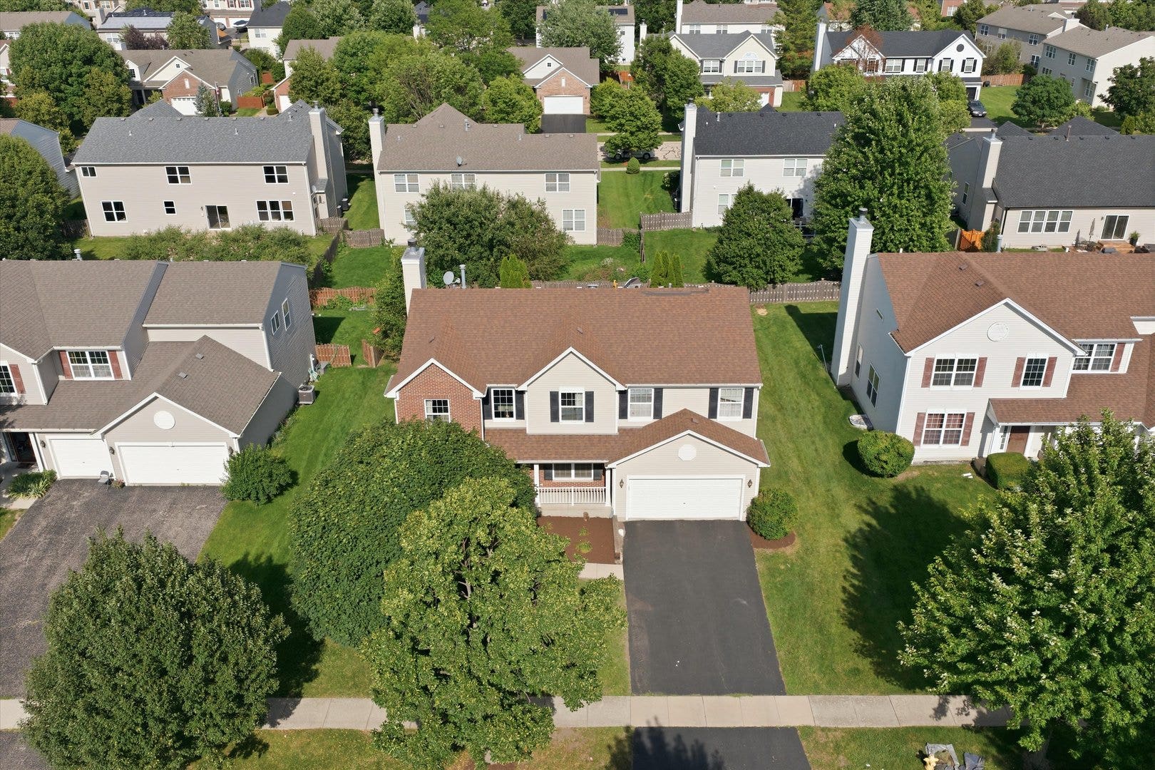 321 Claridge Circle, Bolingbrook, IL 60440 321 Claridge Circle, Bolingbrook, IL 60440