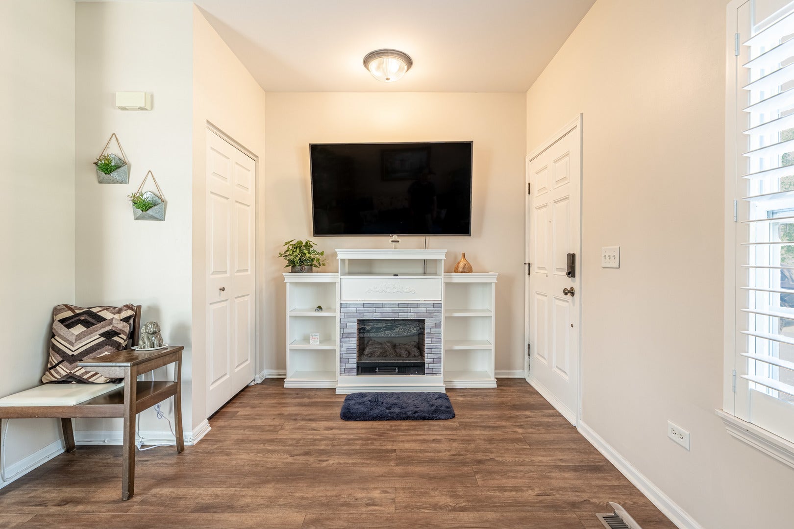 1403 Sherborn Court, Minooka, IL 60447