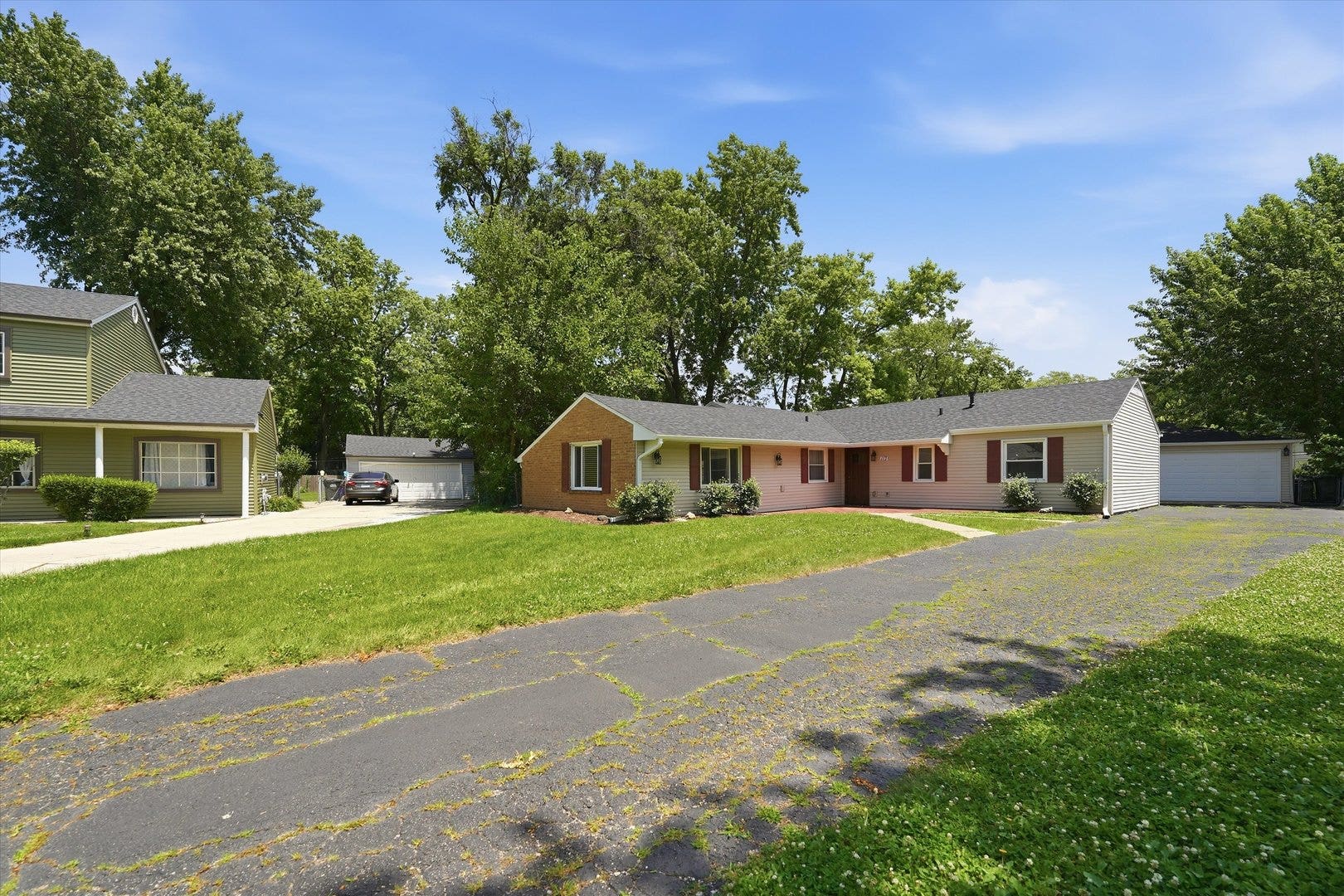 113 Parklawn Court, Bolingbrook, IL 60440 113 Parklawn Court, Bolingbrook, IL 60440