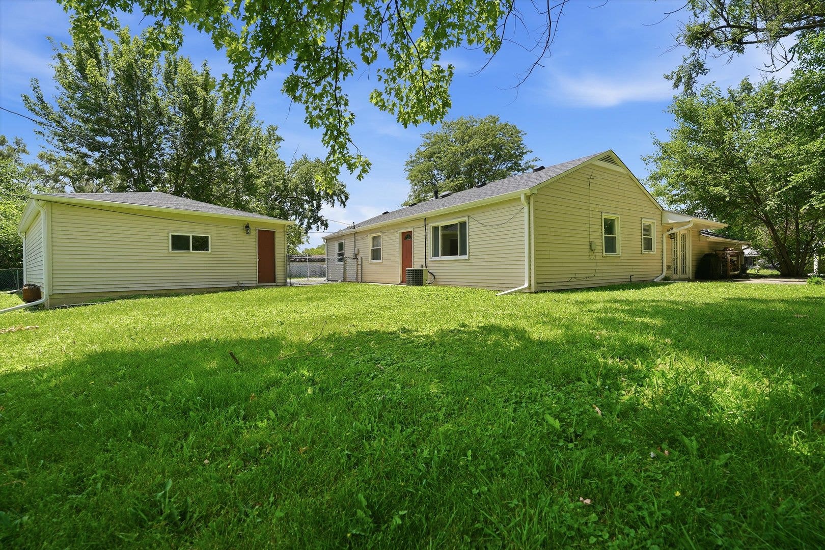 113 Parklawn Court, Bolingbrook, IL 60440 113 Parklawn Court, Bolingbrook, IL 60440