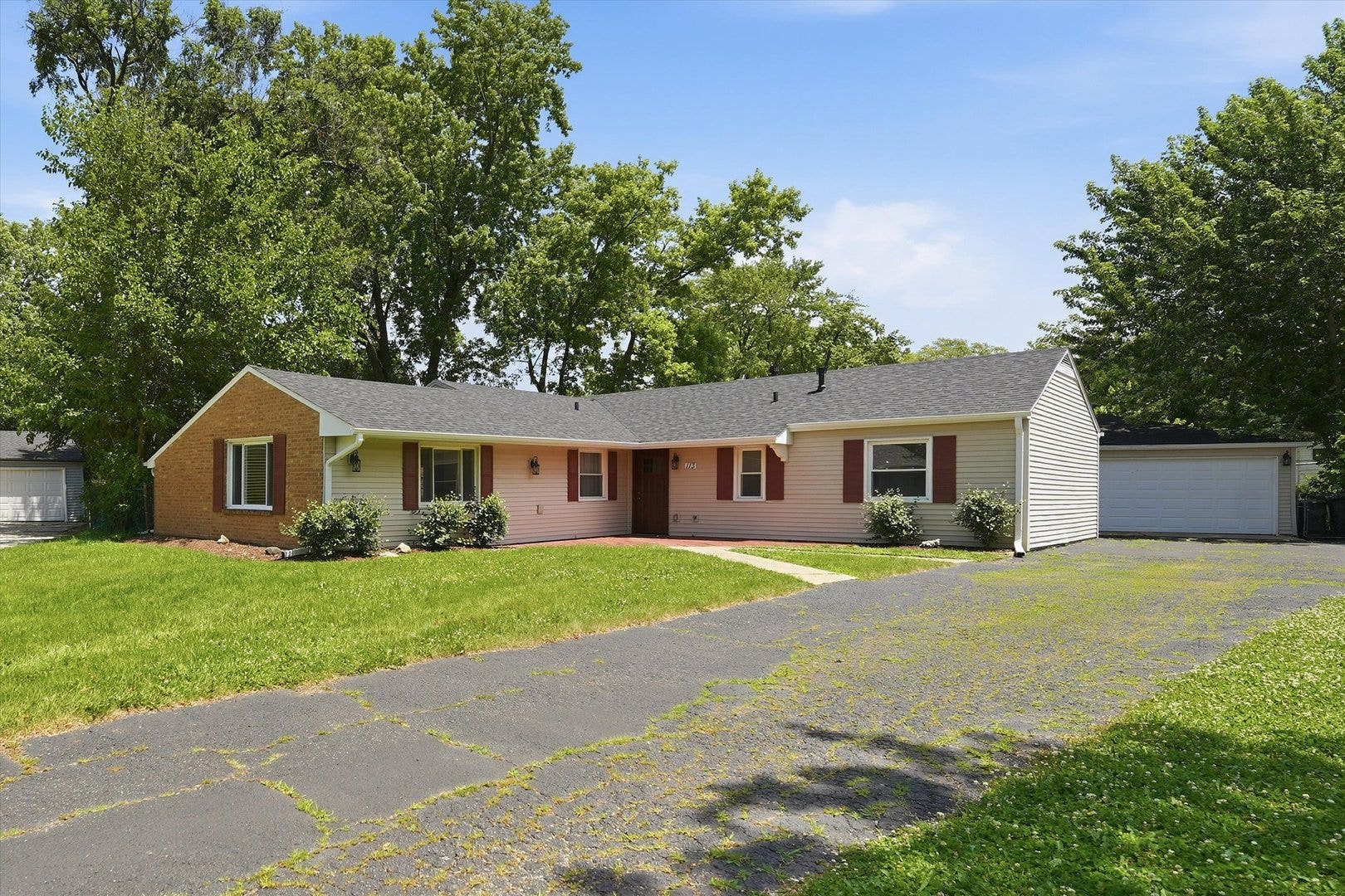 113 Parklawn Court, Bolingbrook, IL 60440 113 Parklawn Court, Bolingbrook, IL 60440