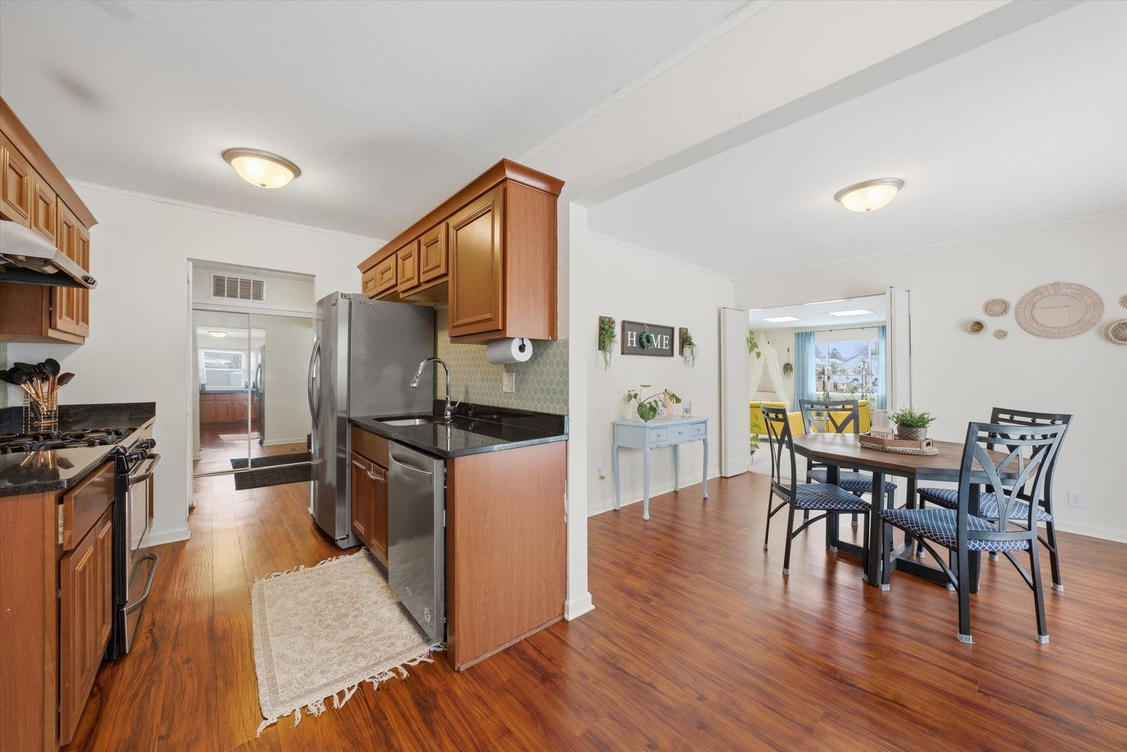113 Parklawn Court, Bolingbrook, IL 60440 113 Parklawn Court, Bolingbrook, IL 60440