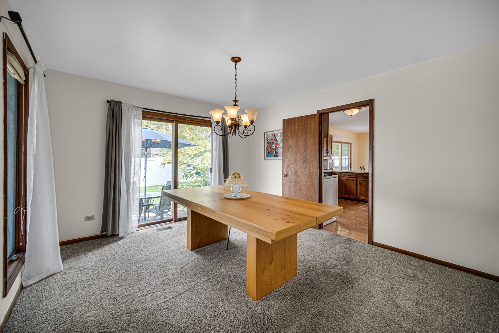2075 Valley Creek Drive, Elgin, IL 60123 2075 Valley Creek Drive, Elgin, IL 60123