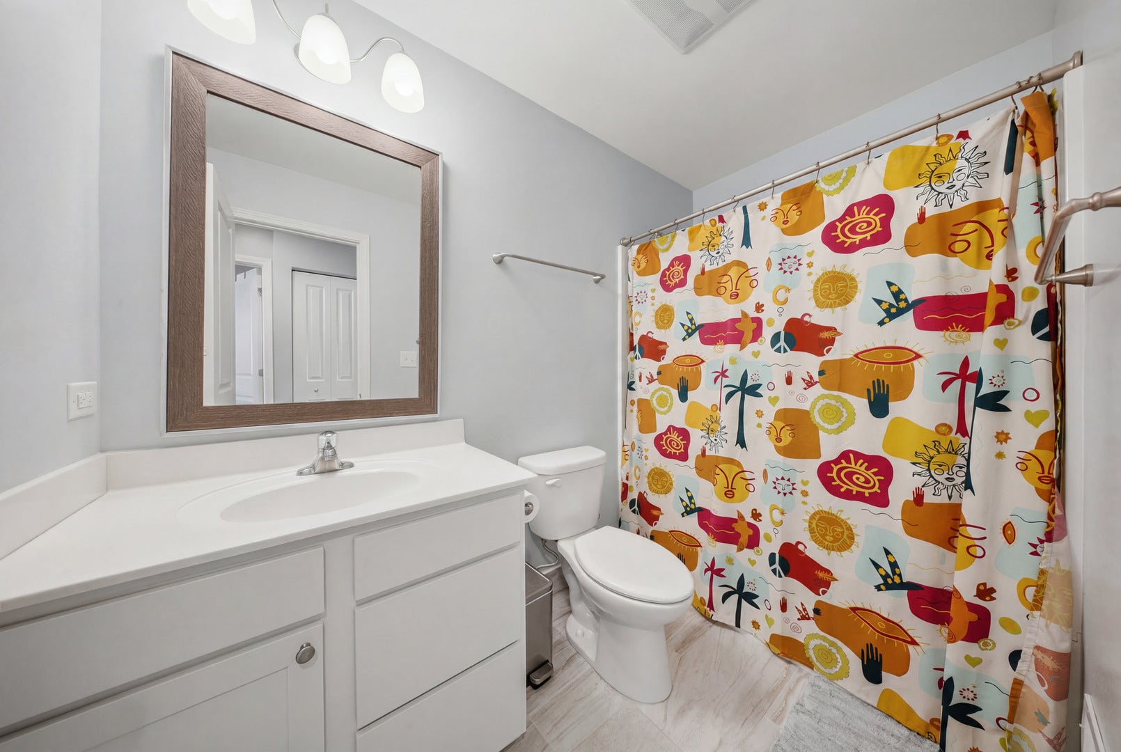 176 Goldenrod Drive, Elgin, IL 60124 176 Goldenrod Drive, Elgin, IL 60124