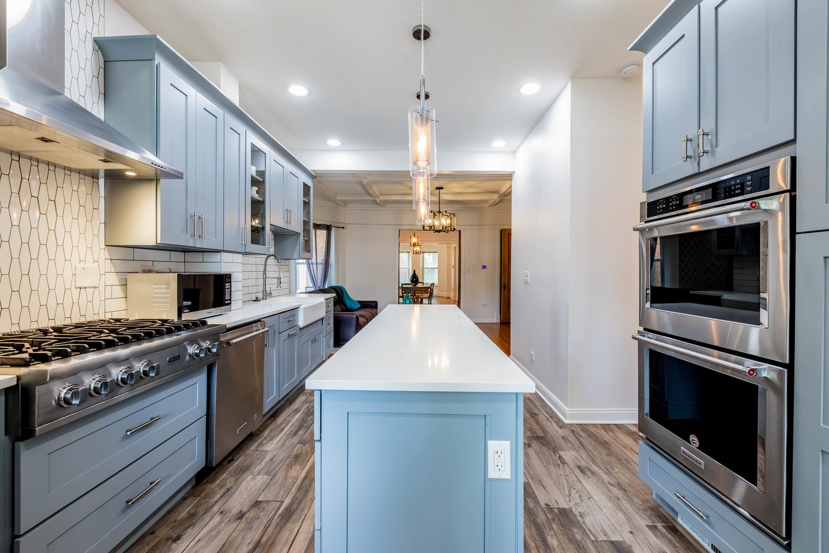 5403 S Greenwood Avenue, Chicago, IL 60615