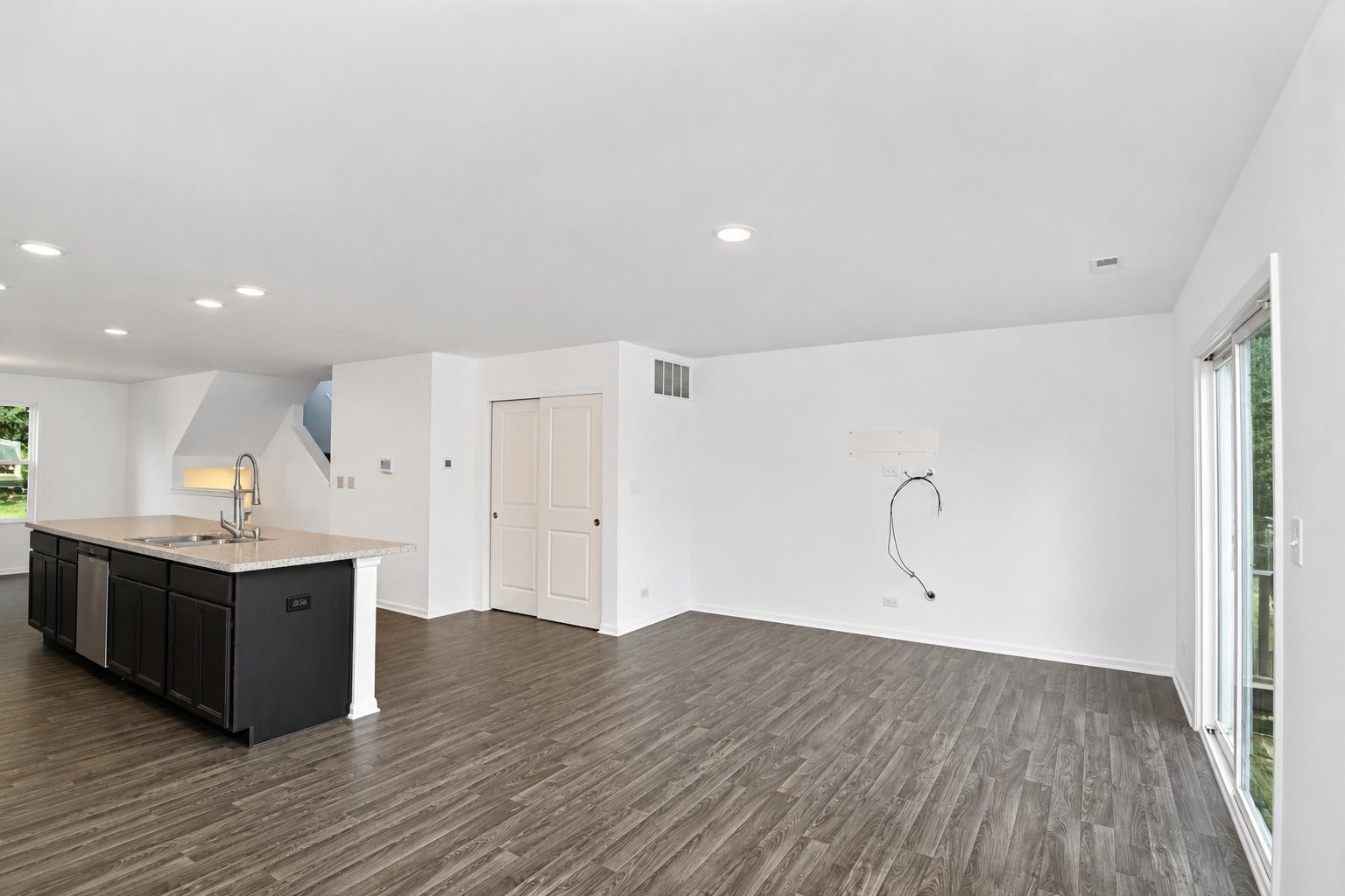 152 Goldenrod Drive, Elgin, IL 60124 152 Goldenrod Drive, Elgin, IL 60124