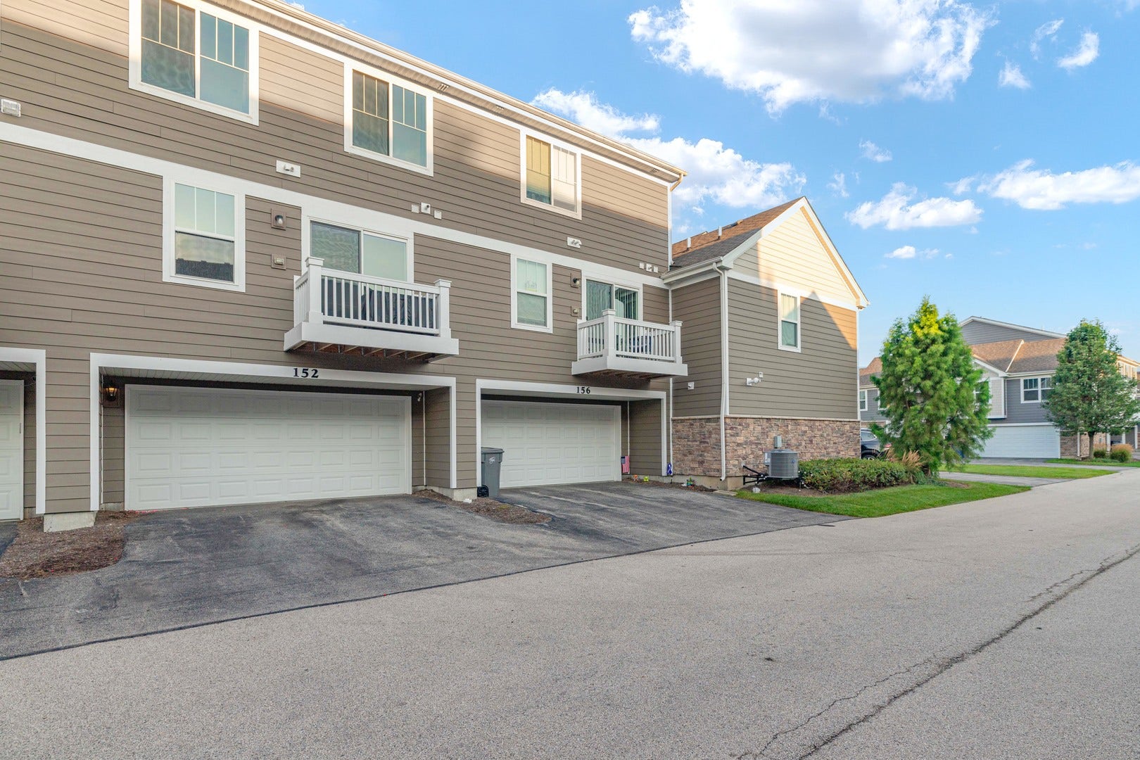 152 Goldenrod Drive, Elgin, IL 60124 152 Goldenrod Drive, Elgin, IL 60124