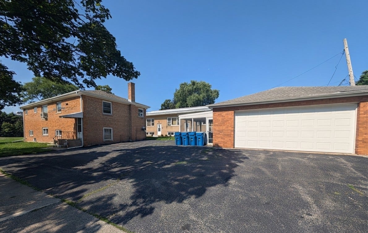 300 Burlington Avenue, #2NDFL, Downers Grove, IL 60515 300 Burlington Avenue, #2NDFL, Downers Grove, IL 60515