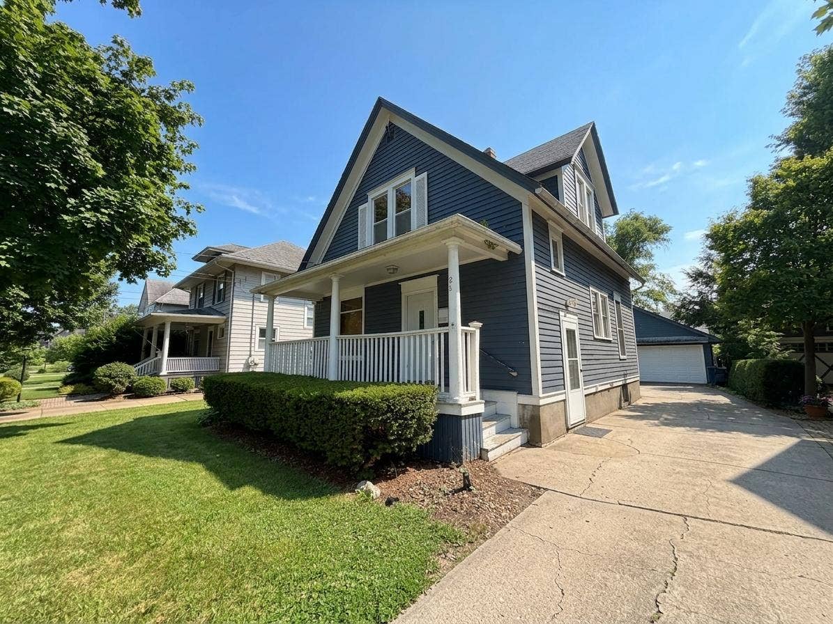 26 Monroe Avenue, Elgin, IL 60123