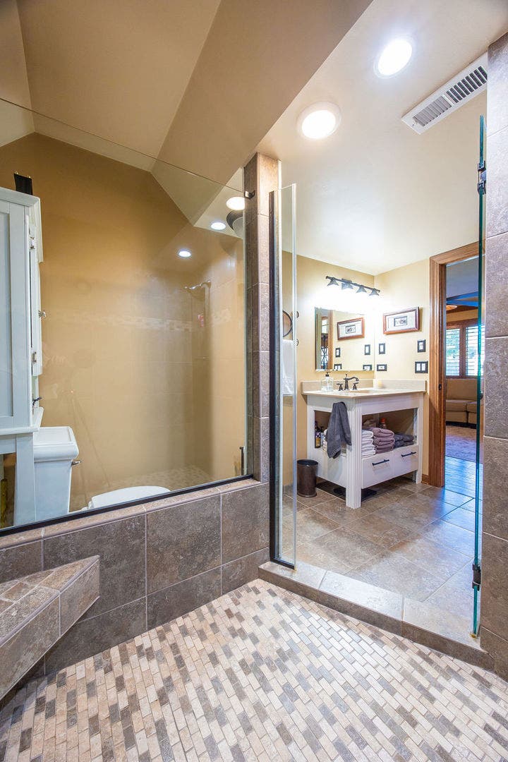 17207 Valley Drive, Tinley Park, IL 60487 17207 Valley Drive, Tinley Park, IL 60487