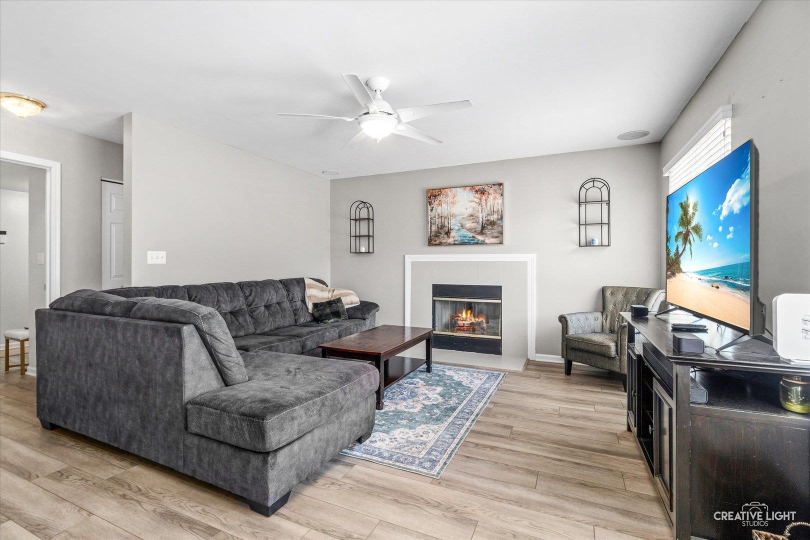 1683 Seaton Lane, Elgin, IL 60123 1683 Seaton Lane, Elgin, IL 60123