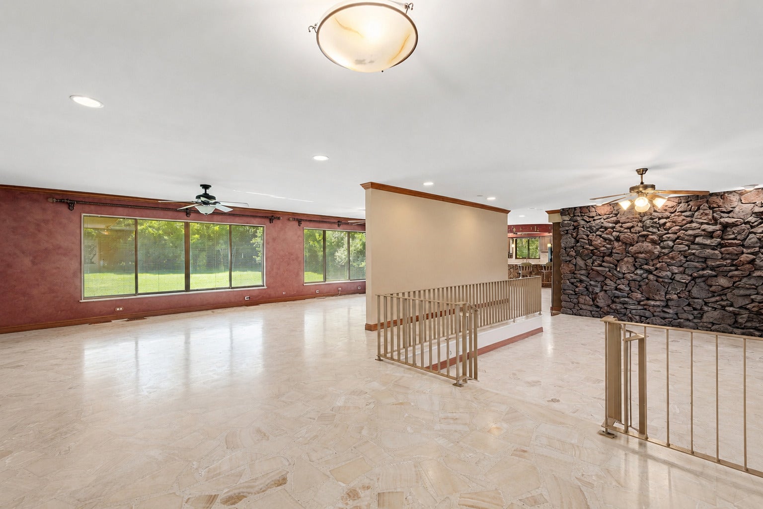 3620 Douglas Road, Downers Grove, IL 60515 3620 Douglas Road, Downers Grove, IL 60515