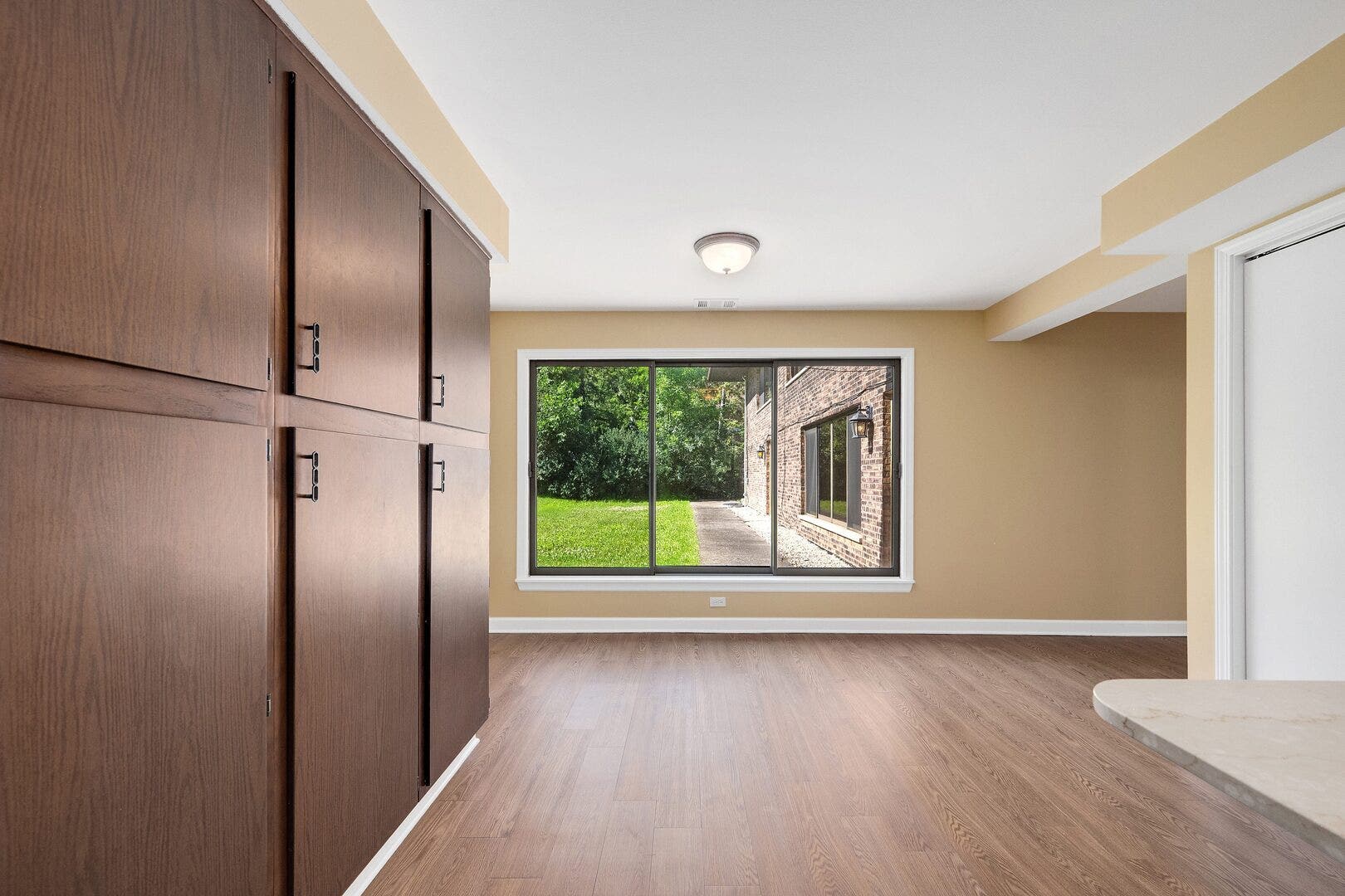 3620 Douglas Road, Downers Grove, IL 60515 3620 Douglas Road, Downers Grove, IL 60515