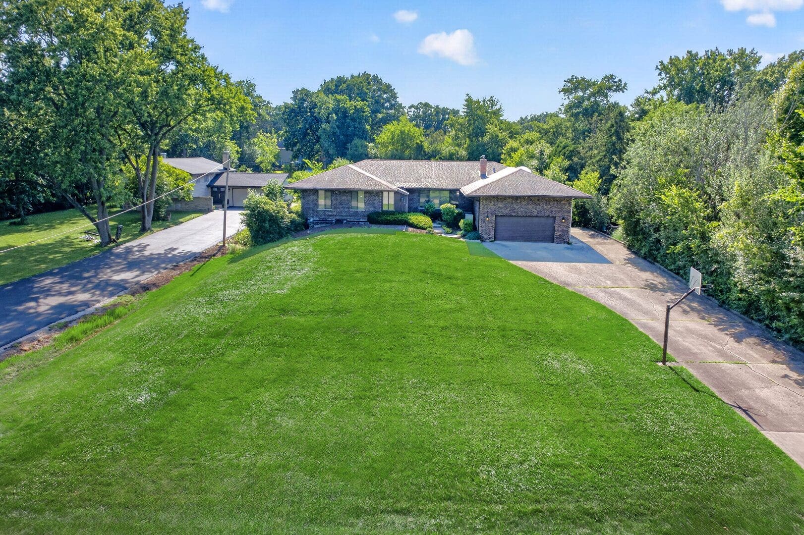 3620 Douglas Road, Downers Grove, IL 60515 3620 Douglas Road, Downers Grove, IL 60515
