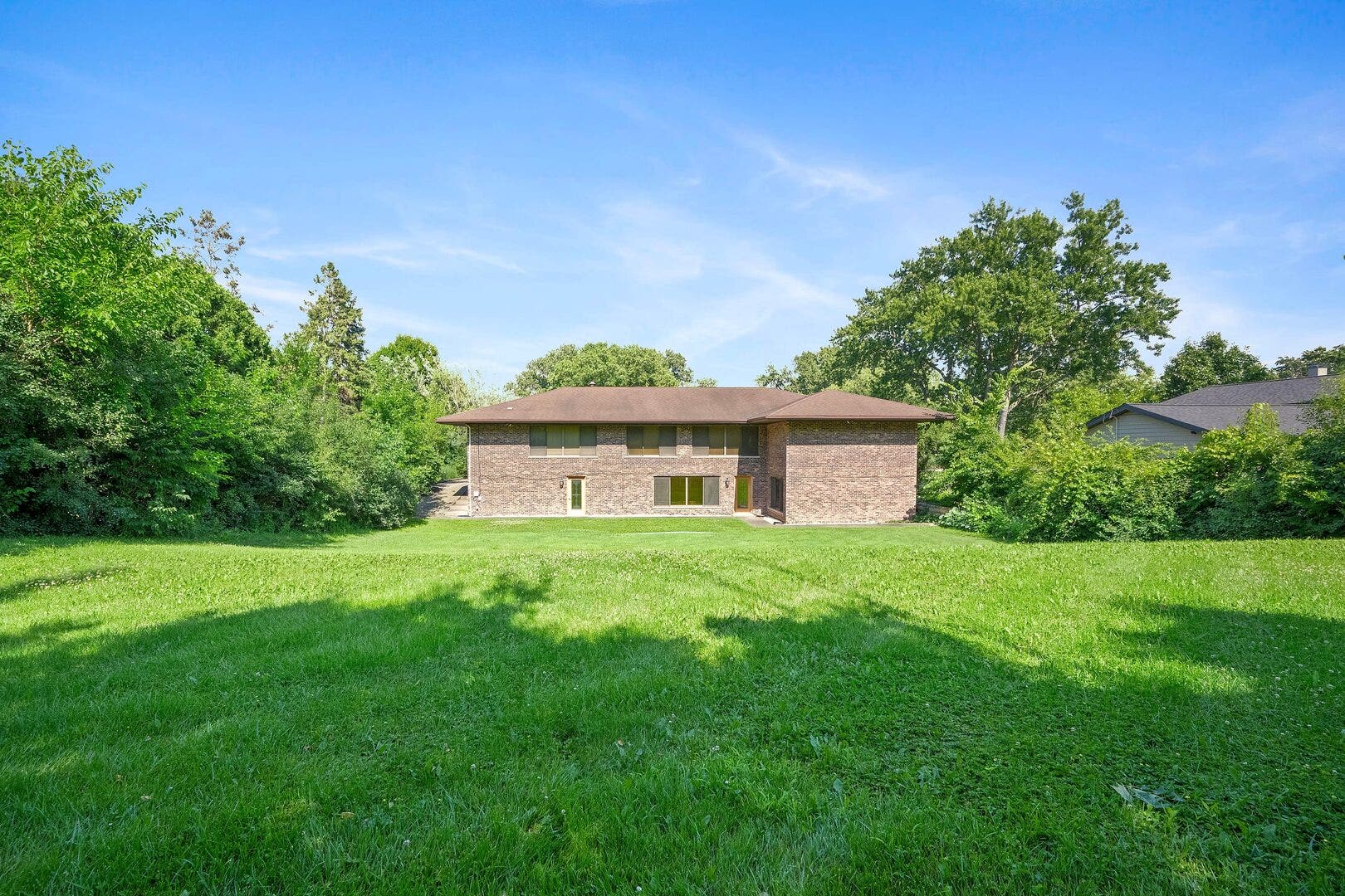 3620 Douglas Road, Downers Grove, IL 60515 3620 Douglas Road, Downers Grove, IL 60515