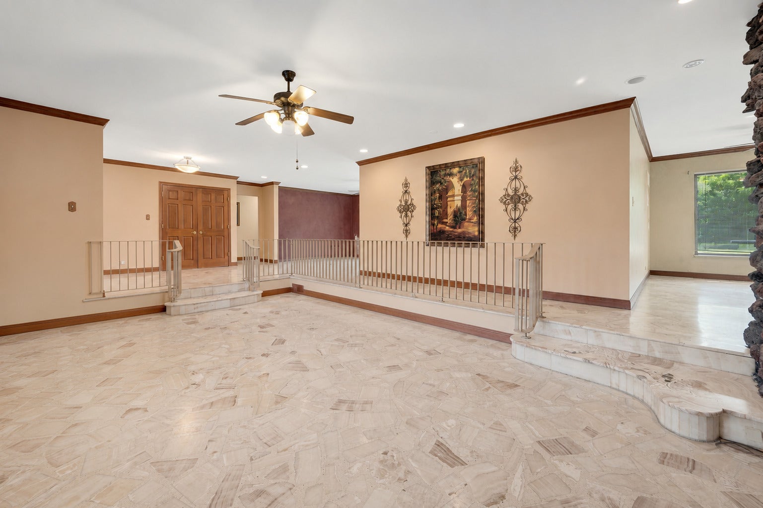 3620 Douglas Road, Downers Grove, IL 60515 3620 Douglas Road, Downers Grove, IL 60515