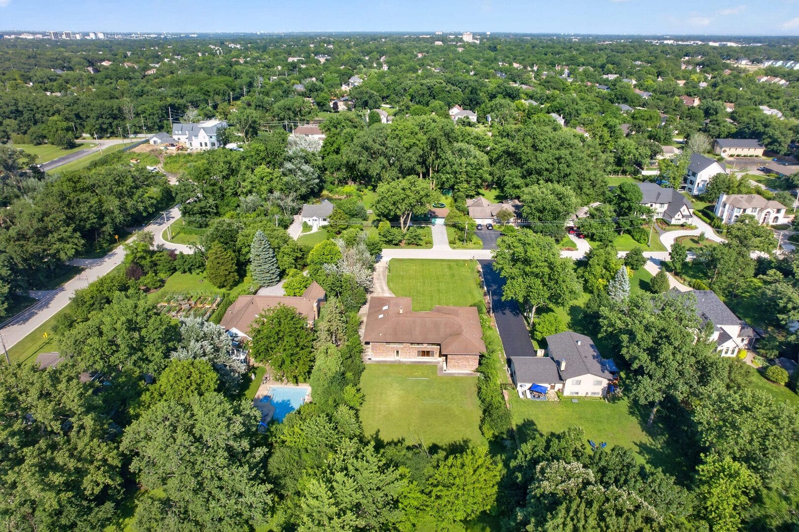 3620 Douglas Road, Downers Grove, IL 60515 3620 Douglas Road, Downers Grove, IL 60515