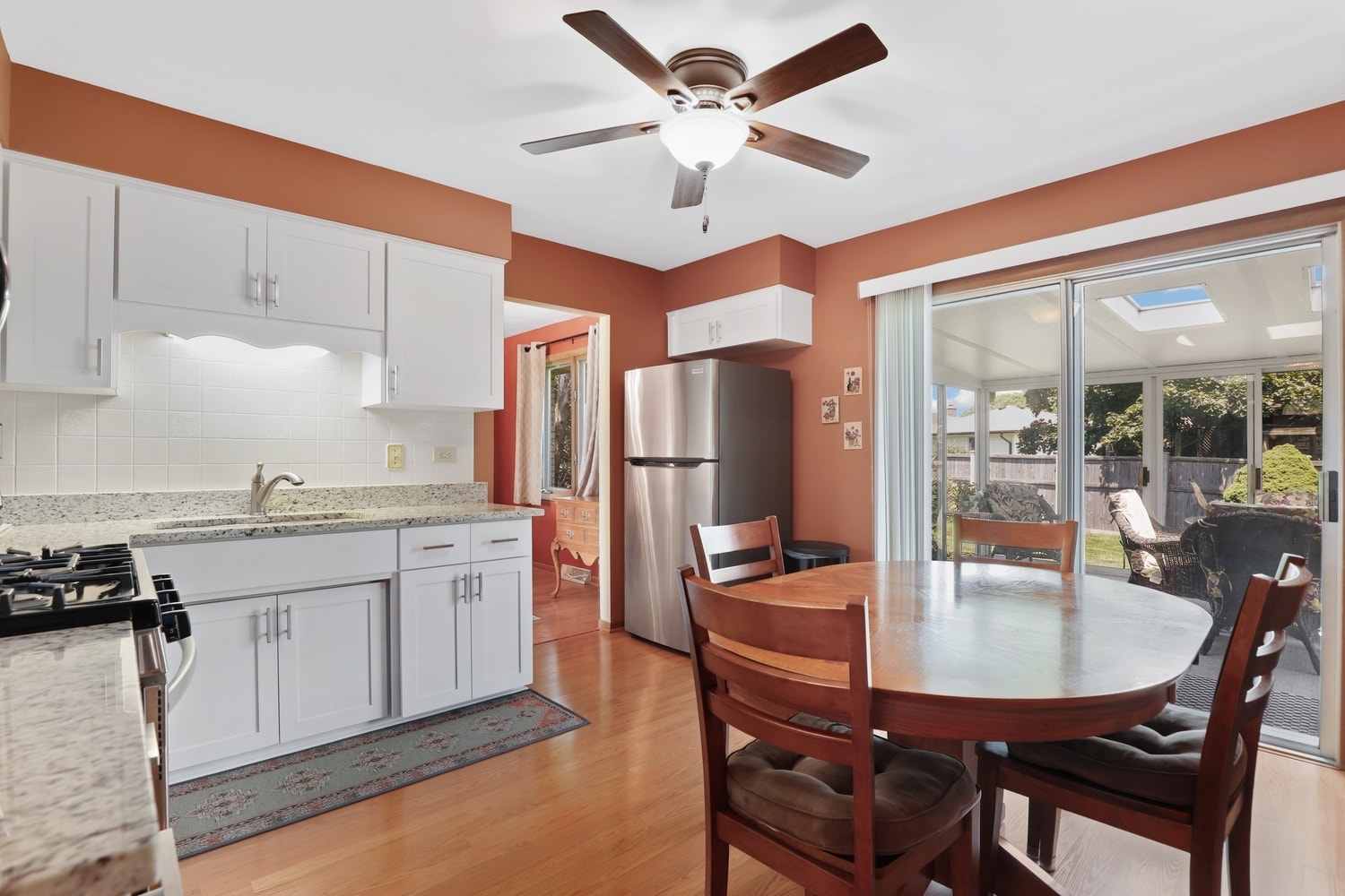 8840 Terry Drive, Orland Park, IL 60462 8840 Terry Drive, Orland Park, IL 60462