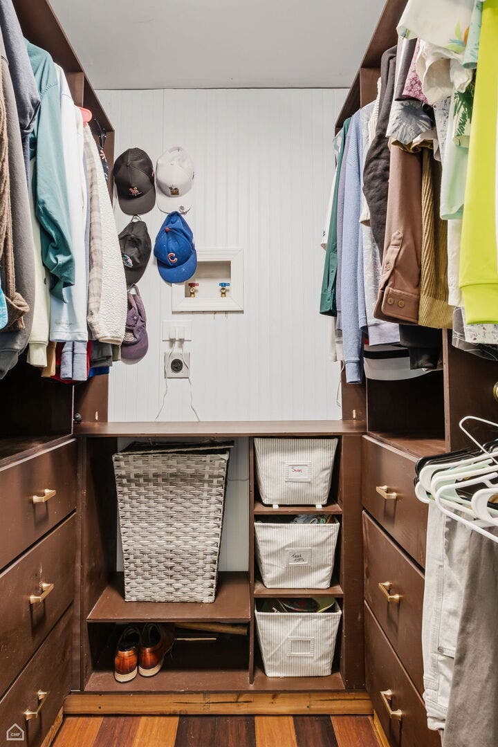 1978 N Fork Circle, Elgin, IL 60123 1978 N Fork Circle, Elgin, IL 60123