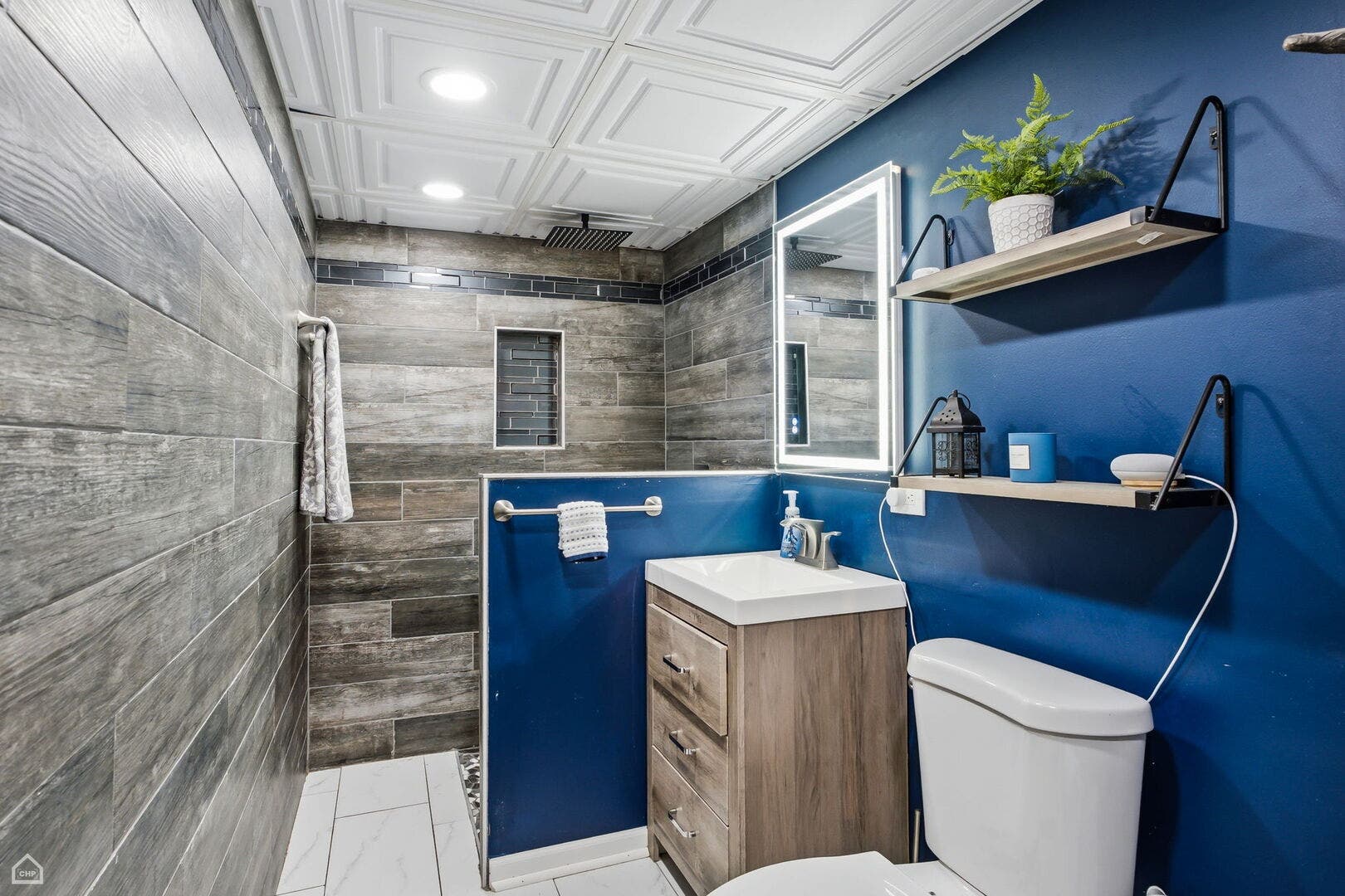 1978 N Fork Circle, Elgin, IL 60123 1978 N Fork Circle, Elgin, IL 60123