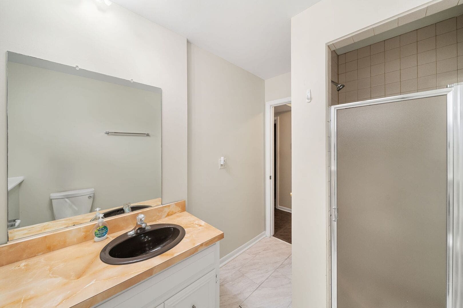 Lower Level Full Bathroom