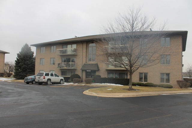 Property photo for 1056 ASHLEY Court, #2C, Lockport, IL
