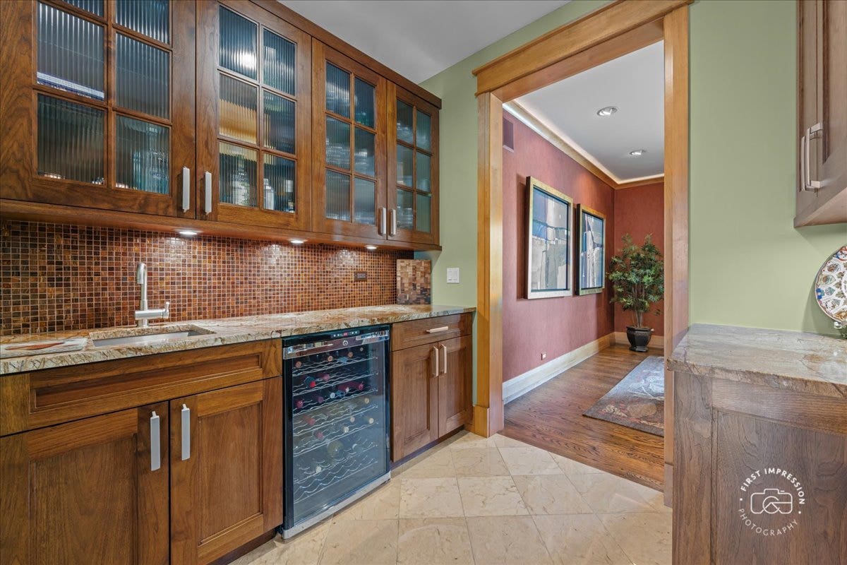 39W973 Crosscreek Lane, St. Charles, IL 60175 39W973 Crosscreek Lane, St. Charles, IL 60175