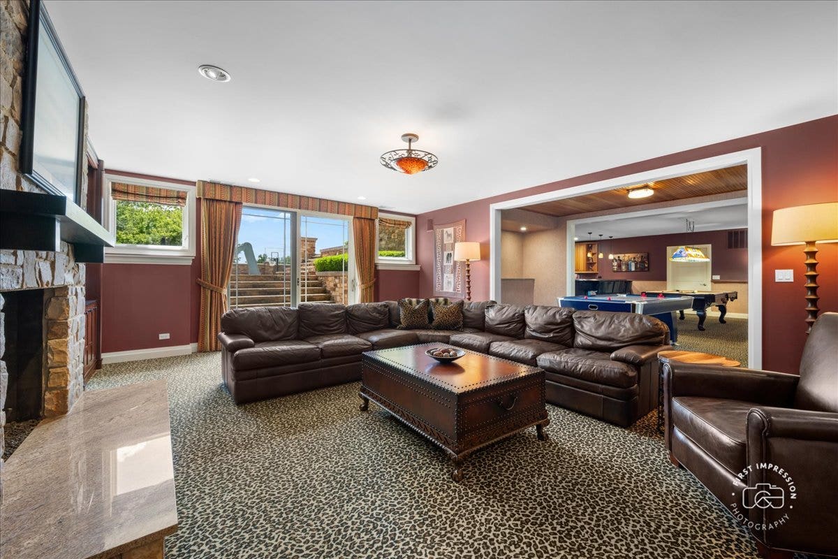 39W973 Crosscreek Lane, St. Charles, IL 60175 39W973 Crosscreek Lane, St. Charles, IL 60175