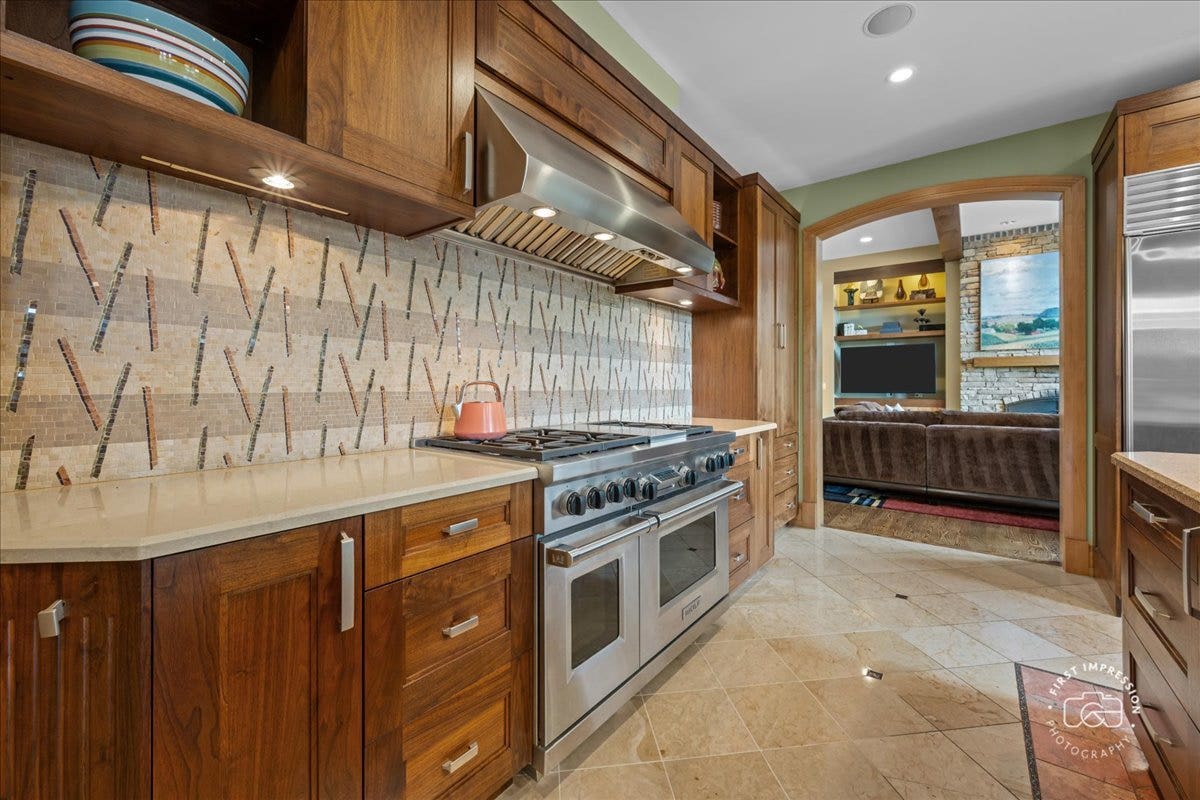 39W973 Crosscreek Lane, St. Charles, IL 60175 39W973 Crosscreek Lane, St. Charles, IL 60175