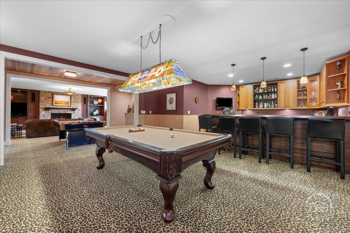 39W973 Crosscreek Lane, St. Charles, IL 60175 39W973 Crosscreek Lane, St. Charles, IL 60175