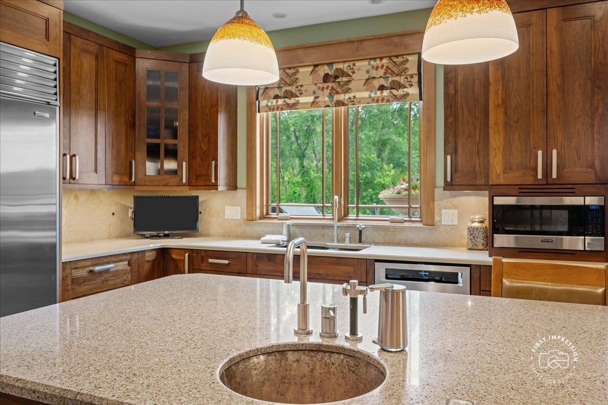 39W973 Crosscreek Lane, St. Charles, IL 60175 39W973 Crosscreek Lane, St. Charles, IL 60175