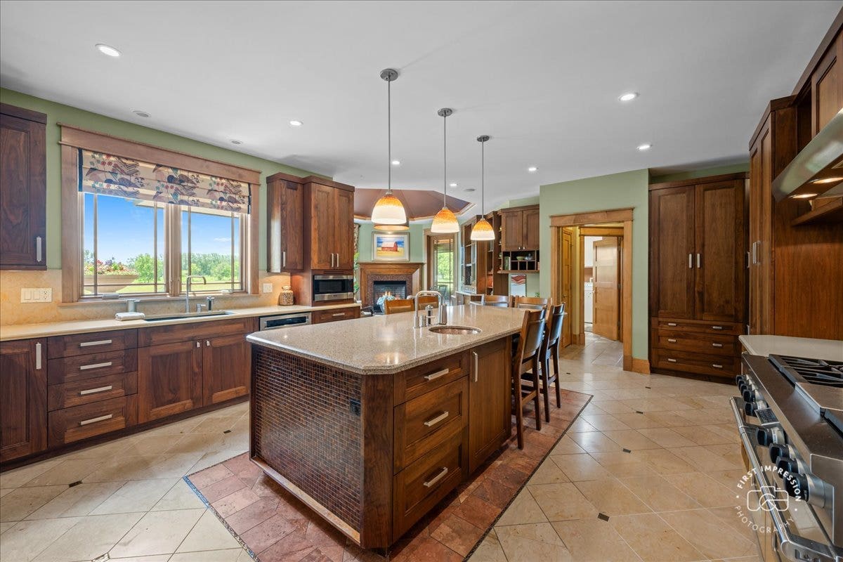 39W973 Crosscreek Lane, St. Charles, IL 60175 39W973 Crosscreek Lane, St. Charles, IL 60175